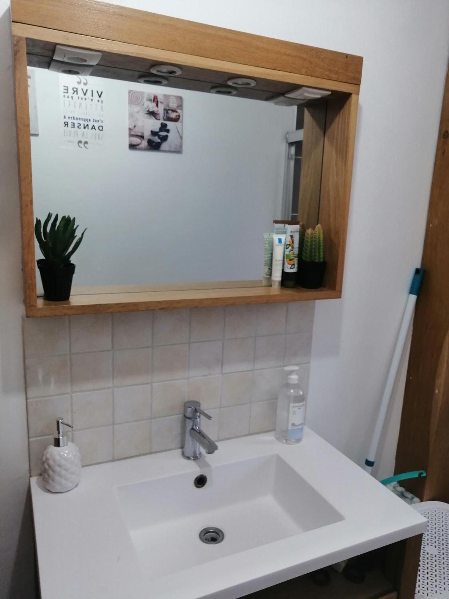 Chambre Dans Appartement A Νιόρ Εξωτερικό φωτογραφία
